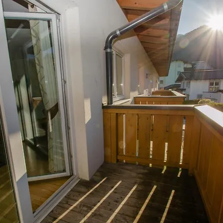 Kitz Residenz Six דירה *